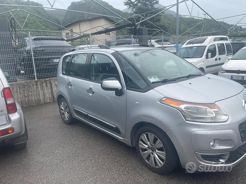 Usata Citroën C3 Picasso Exclusive 92 CV (67 kW) 2011 Grigio Monovolume