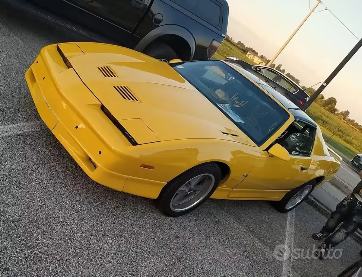 Usata Pontiac Firebird 1987 Giallo Coupé