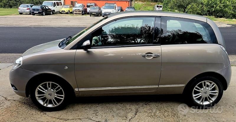 Usata Lancia Ypsilon 2007 Utilitaria