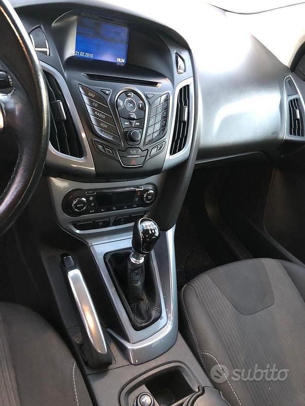 Usata Ford Focus 116 CV (85 kW) 2012 Grigio Berlina