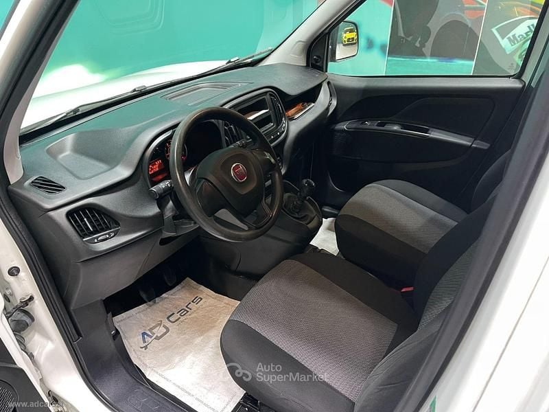Usata Fiat Doblò 120 CV (88 kW) 2020 Bianco Monovolume