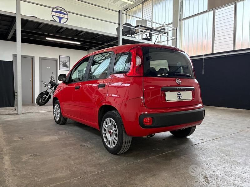 Usata Fiat Panda Easy 69 CV (50 kW) 2019 Rosso Utilitaria