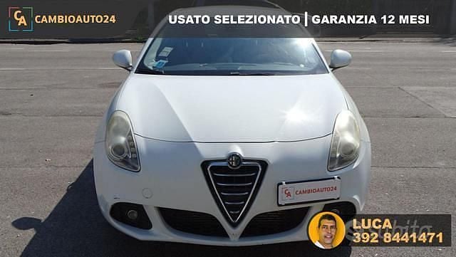Usata Alfa Romeo Giulietta Distinctive 105 CV (77 kW) 2013 Bianco Utilitaria
