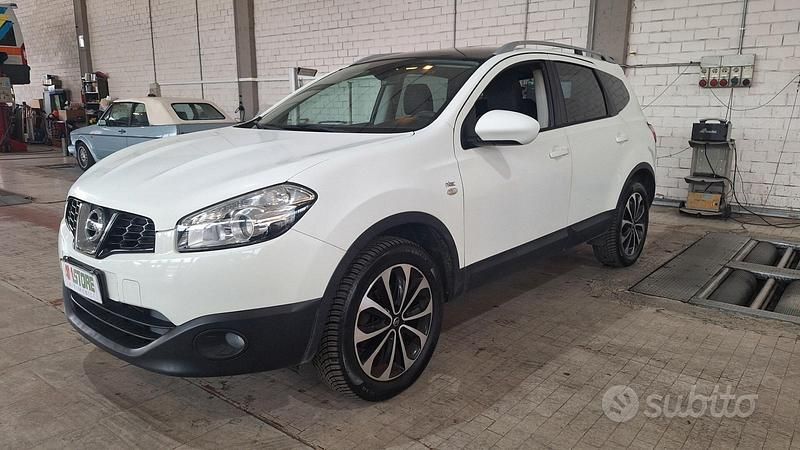Usata Nissan Qashqai +2 Tekna 110 CV (80 kW) 2011 Bianco SUV