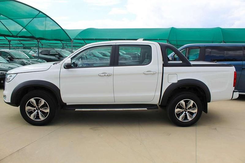 Usata EVO Cross 4 136 CV (100 kW) 2024 Bianco Pick-up