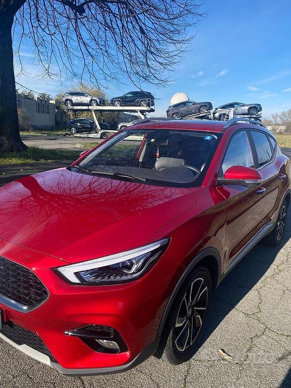 Usata MG ZS Luxury 2022 Rosso SUV