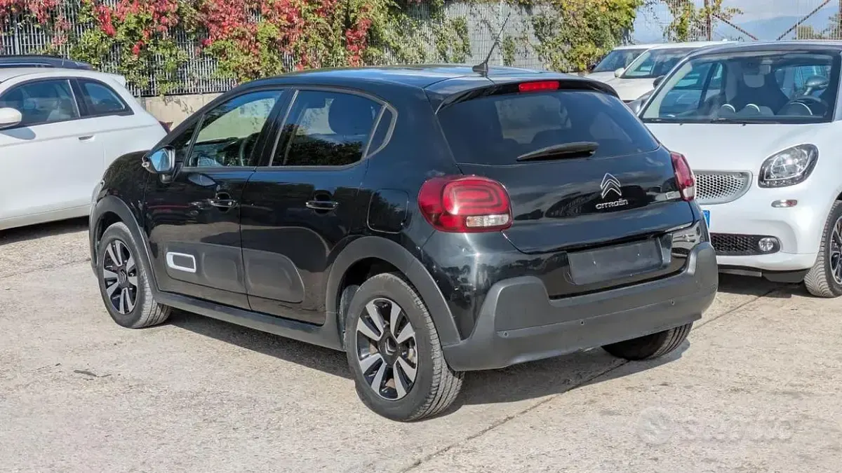 Usata Citroën C3 PureTech 110 CV (80 kW) 2024 Nero Berlina