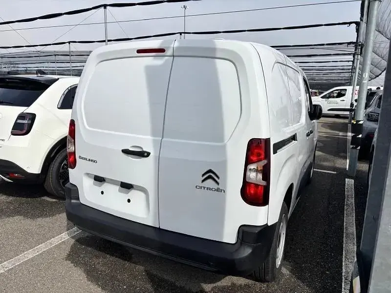 Usata Citroën e-Berlingo 100 CV (73 kW) 2024 Bianco icy pastello Furgone