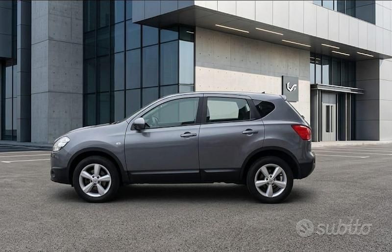 Usata Nissan Qashqai Acenta 117 CV (86 kW) 2007 Grigio SUV