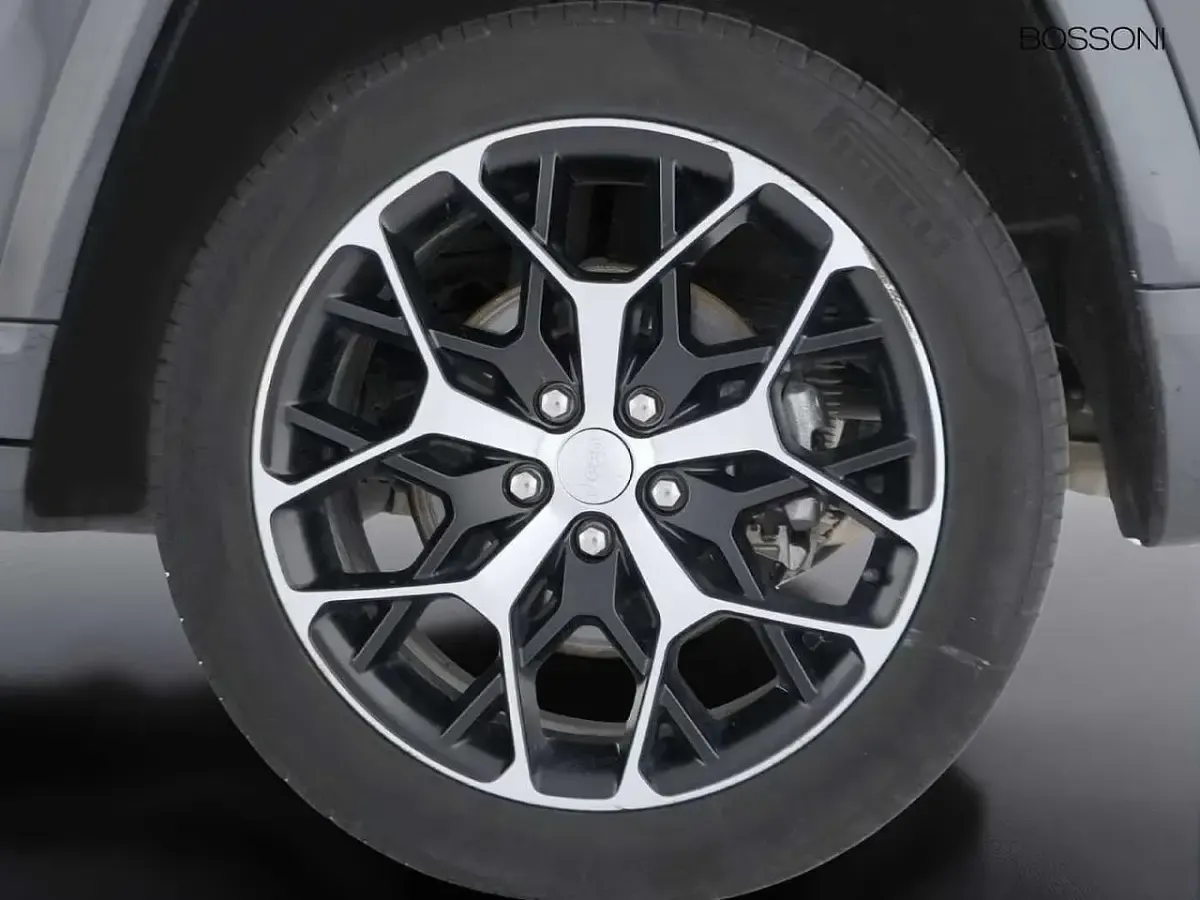 Usata Jeep Grand Cherokee Summit 380 CV (279 kW) 2024 Grigio SUV