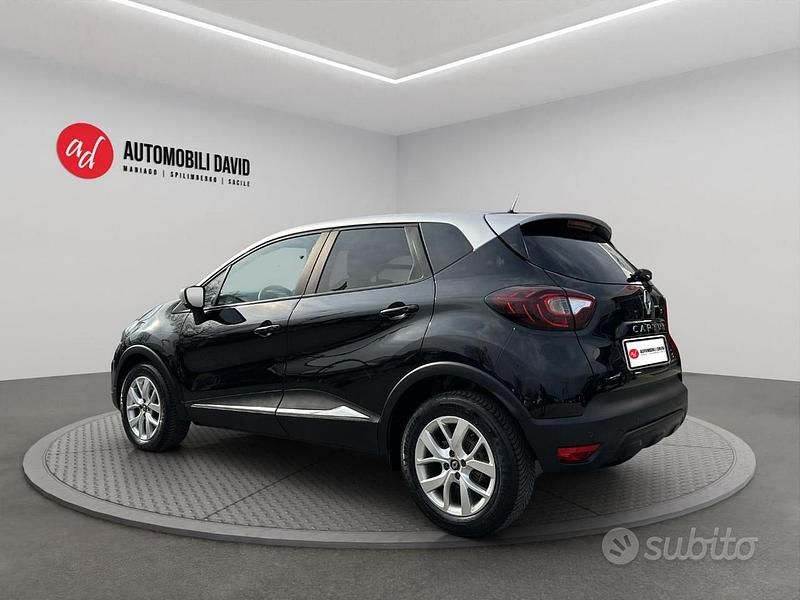 Usata Renault Captur Business 90 CV (66 kW) 2019 Grigio SUV