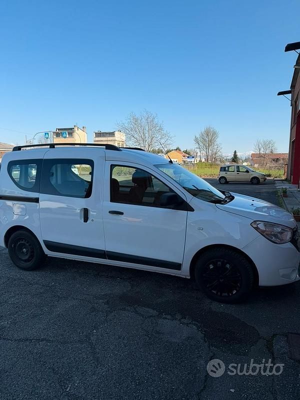 Usata Dacia Dokker 100 CV (73 kW) 2020 Bianco Monovolume