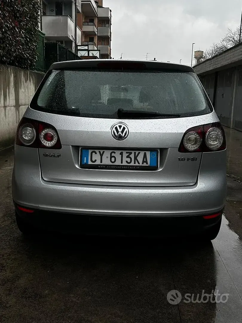 Käytetty VW Golf Comfortline 115 HP (84 kW) 2006 Harmaa Tila-auto