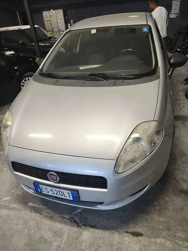 Usata Fiat Punto Classica 60 CV (44 kW) 2010 Utilitaria