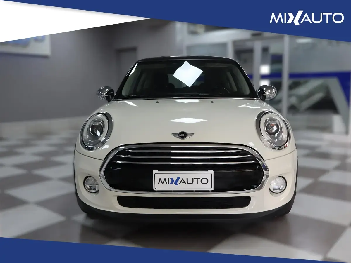 Usata Mini Cooper D Hype 116 CV (85 kW) 2015 Bianco Utilitaria