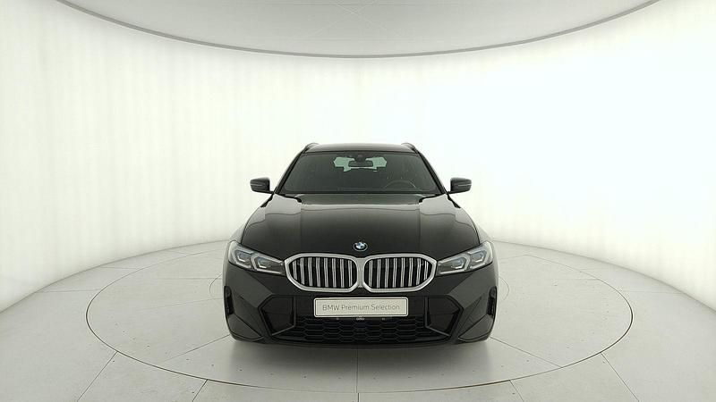 Usata BMW 320e M Sport 190 CV (139 kW) 2023 Nero Station wagon