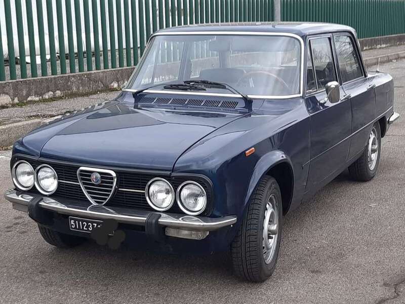 Usato 1976 Alfa Romeo Giulia 1.3 Benzin 136 CV (12.000 €)