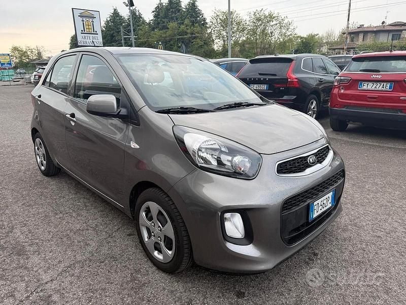 Usata Kia Picanto Active 66 CV (48 kW) 2016 Grigio Utilitaria
