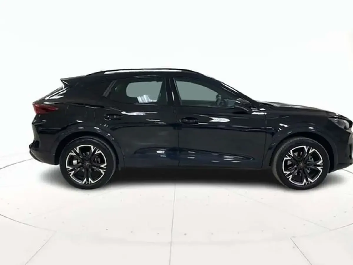 Usata Cupra Formentor 150 CV (110 kW) 2025 Nero / pastello SUV