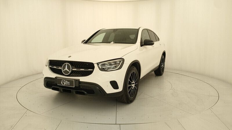 Bianco Usata 2022 Mercedes GLC220 Coupé | 43.500 € (Ottimo prezzo) - Immagine 1/4