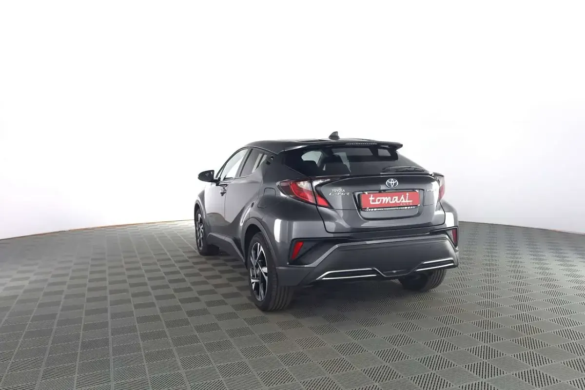 Usata Toyota C-HR 152 CV (111 kW) 2024 Dark grey SUV