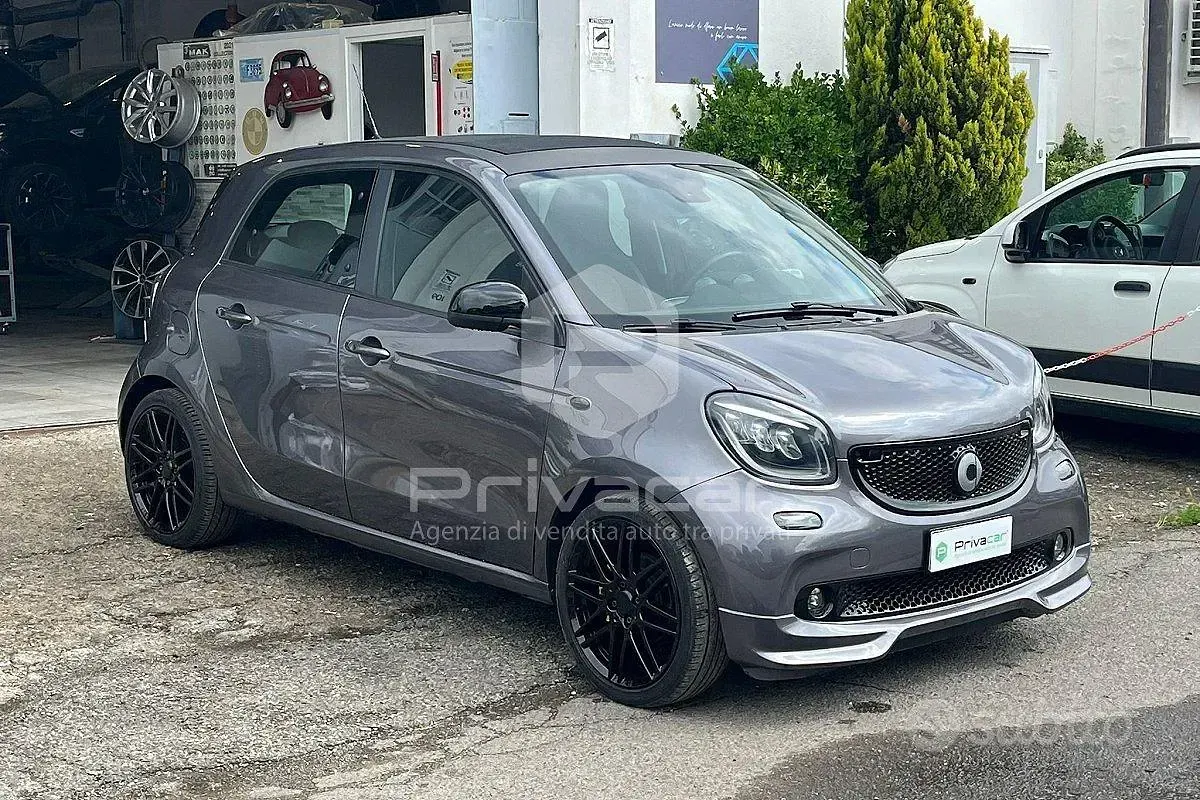Usata Smart ForFour Passion 90 CV (66 kW) 2017 Grigio Utilitaria