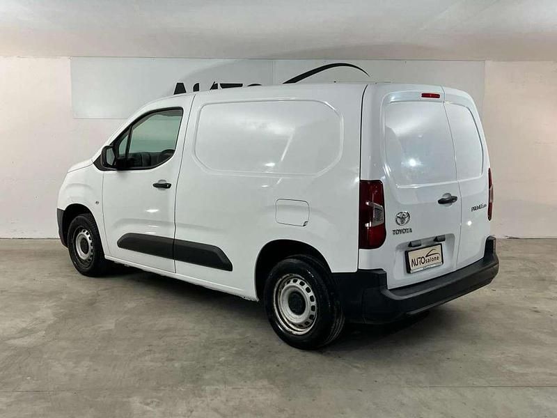 Usata Toyota Proace City City 76 CV (55 kW) 2020 Bianco Monovolume