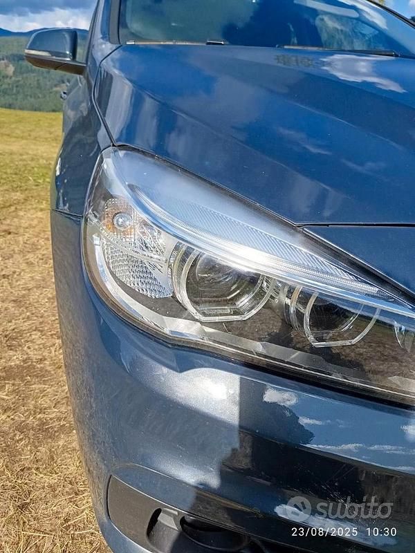 Usata BMW 218 116 CV (85 kW) 2016 Blu Station wagon