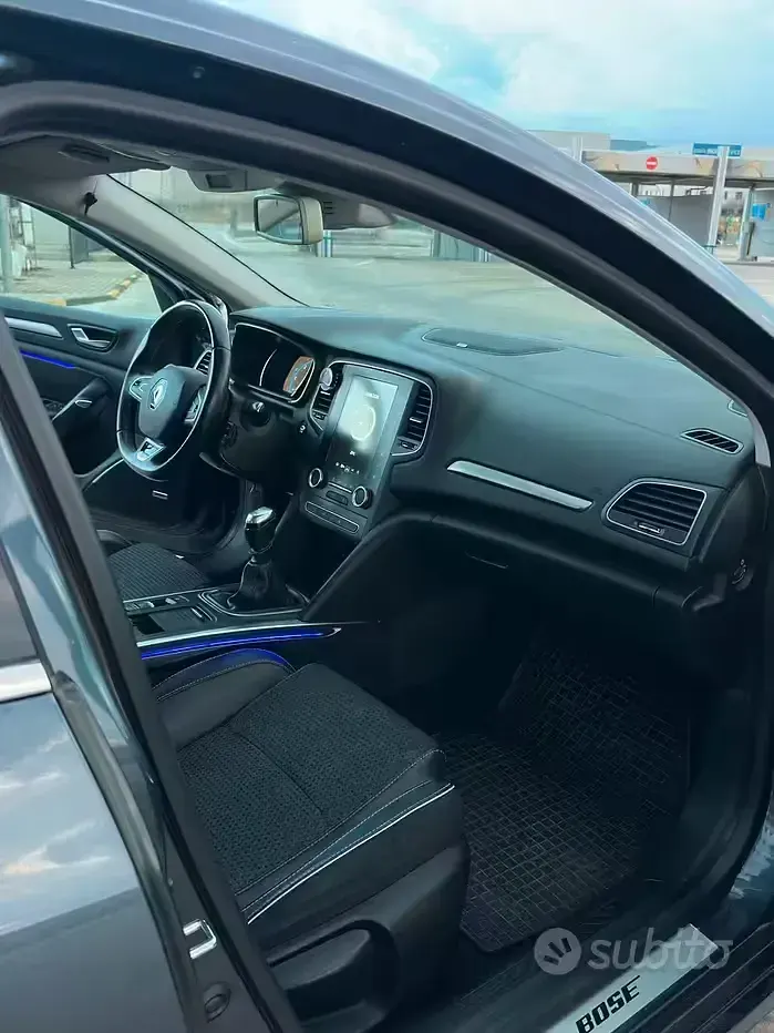 Usata Renault Mégane III Bose Edition 131 CV (96 kW) 2016 Berlina