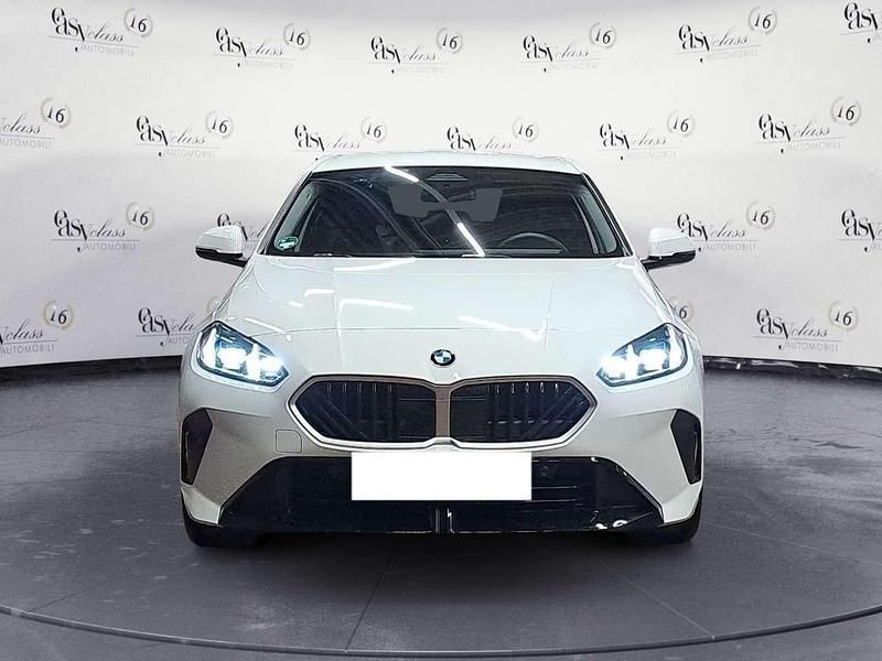 Usata BMW 120 M Sport 170 CV (125 kW) 2025 Bianco Utilitaria