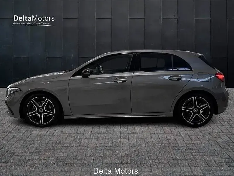 Nuova Mercedes A180 Advanced Plus 116 CV (85 kW) 2025 Argento Berlina