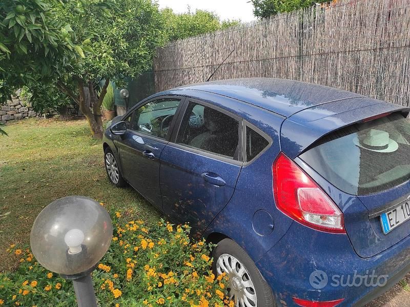 Usata Ford Fiesta 75 CV (55 kW) 2015 Utilitaria
