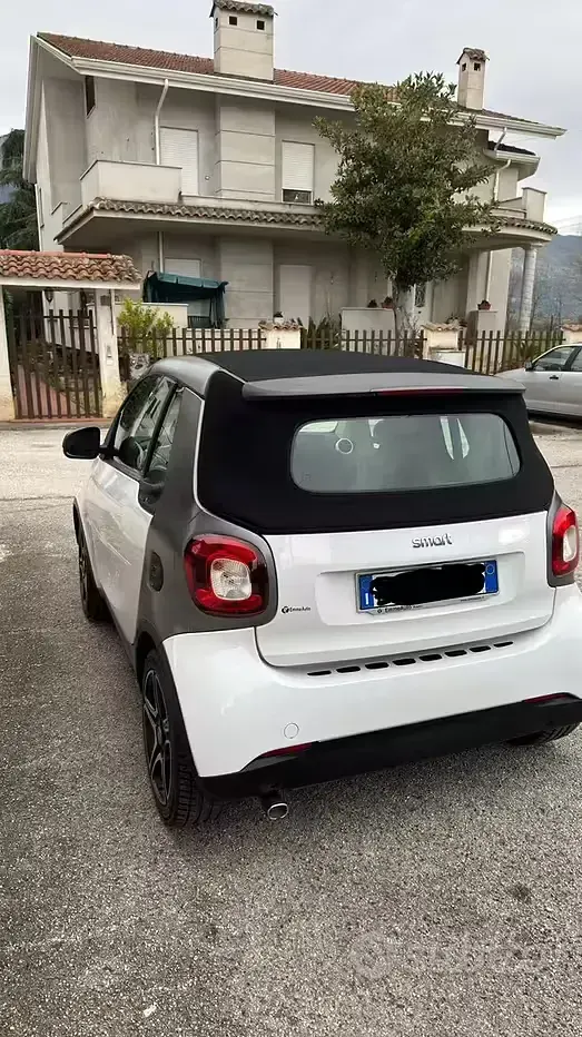 Usata Smart ForTwo Cabrio Passion 90 CV (66 kW) 2017 Bianco Cabrio