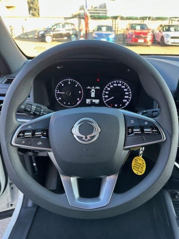 Nuova Ssangyong (KGM) Rexton 201 CV (147 kW) 2025 Grigio SUV