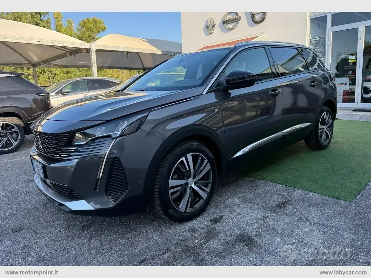 Usata Peugeot 5008 Allure 131 CV (96 kW) 2022 Grigio SUV
