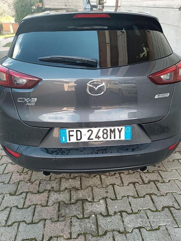 Usata Mazda CX-3 Exceed 105 CV (77 kW) 2016 Grigio SUV