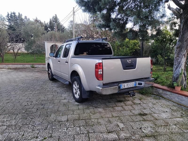 Usata Nissan Navara 174 CV (127 kW) 2006 Pick-up