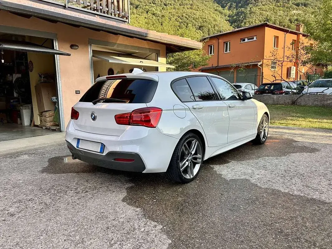 Usata BMW 116 M Sport 116 CV (85 kW) 2016 Bianco Utilitaria