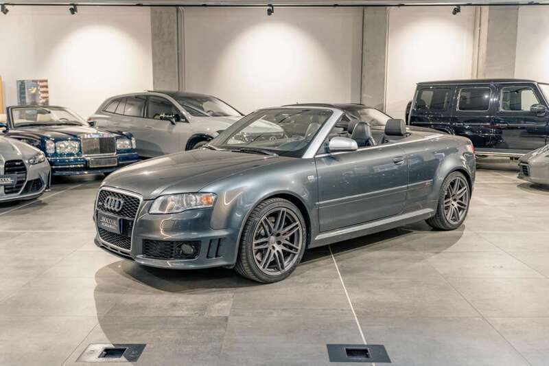 Grigio scuro Usata 2006 Audi RS4 S-Line Cabrio | 39.000 € - Immagine 1/4