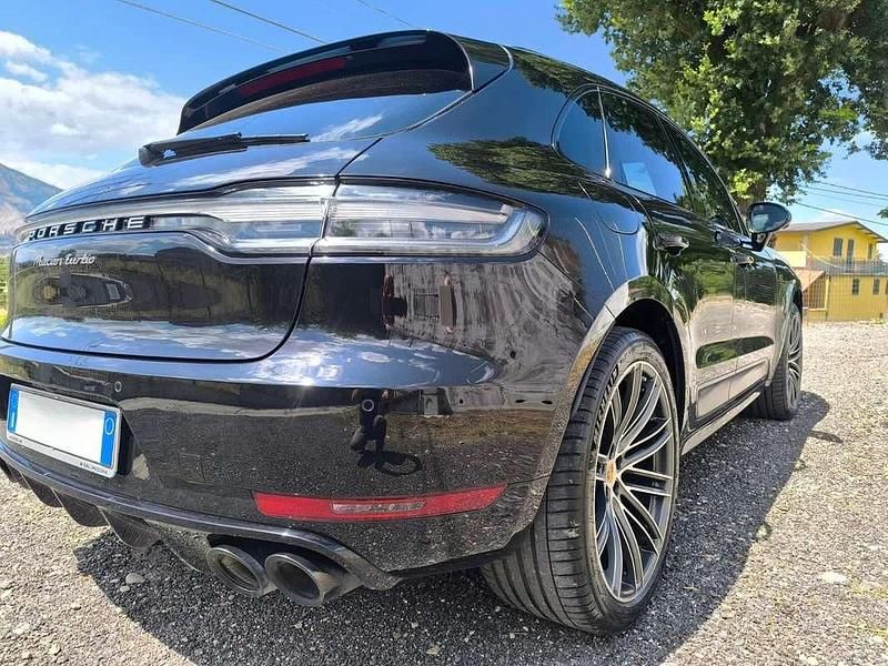 Usata Porsche Macan Turbo 441 CV (324 kW) 2020 Nero SUV