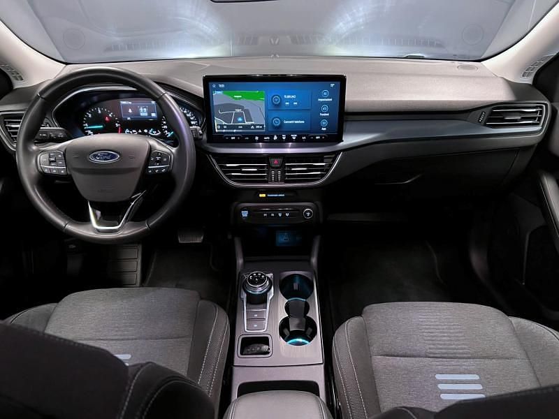 Usata Ford Focus Active 115 CV (84 kW) 2023 Vari colori pastello Station wagon