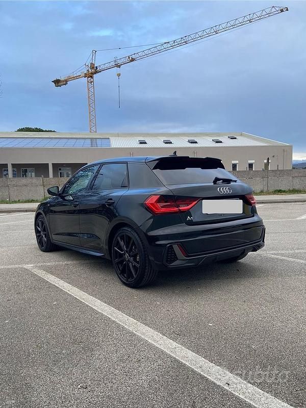 Usata Audi A1 Comfort 110 CV (80 kW) 2022 Nero SUV