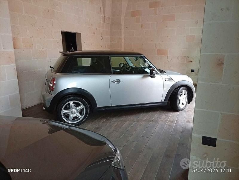 Usado Mini Cooper 109 CV (80 kW) 2009 Gris Utilitario