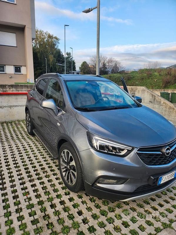 Usata Opel Mokka 140 CV (102 kW) 2017 Grigio SUV