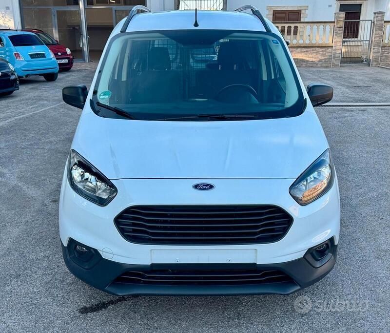 Usata Ford Transit Trend 100 CV (73 kW) 2022 Bianco Berlina