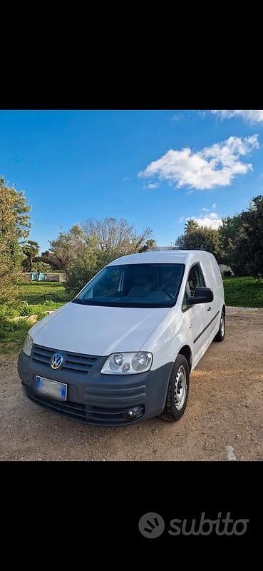 Usata 2010 VW Caddy Monovolume | 3500 € - Immagine 1/4