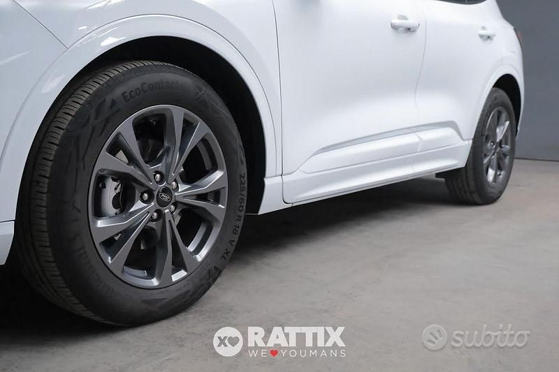 Begagnad Ford Kuga ST-Line 190 HK (139 kW) 2022 Vit SUV