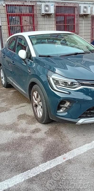 Usata Renault Captur 101 CV (74 kW) 2020 Blu SUV