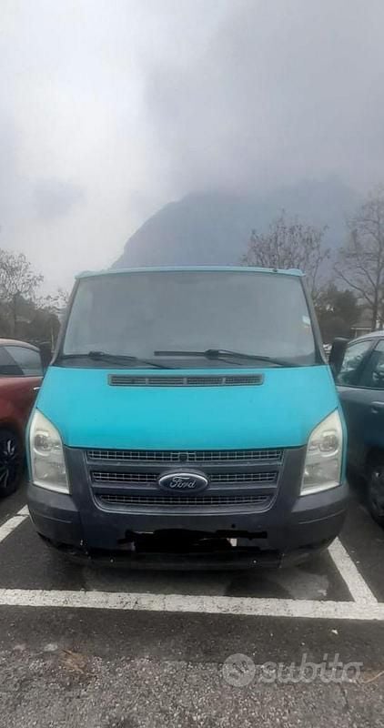 Usata Ford Transit 2013 Verde Berlina
