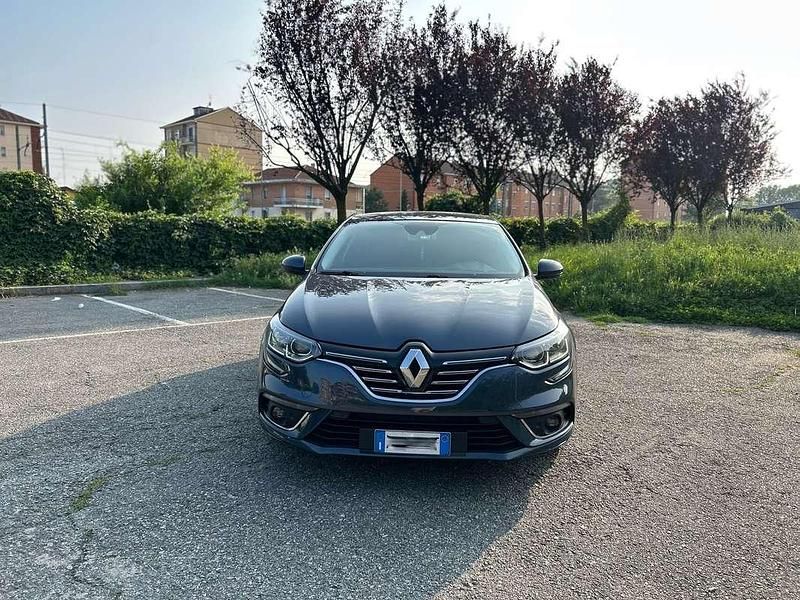 Usata 2017 Renault Mégane IV Intens Tre volumi | 7700 € (Buon prezzo) - Immagine 1/4